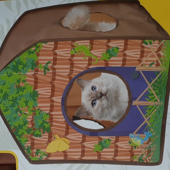New Listing!! Brand New KITTY CITY JUNGLE HUT CAT PLAY HOUSE - Picture 2 of 4